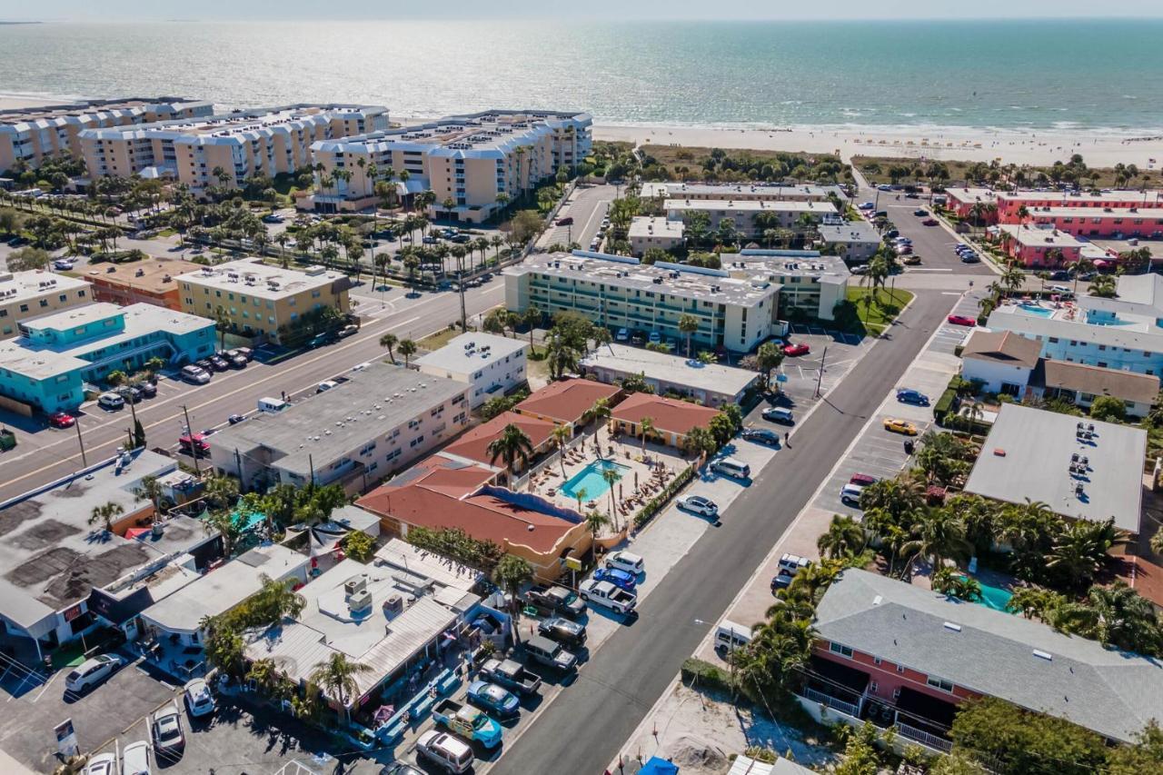 Upham Beach Inn 圣徒皮特海滩 外观 照片